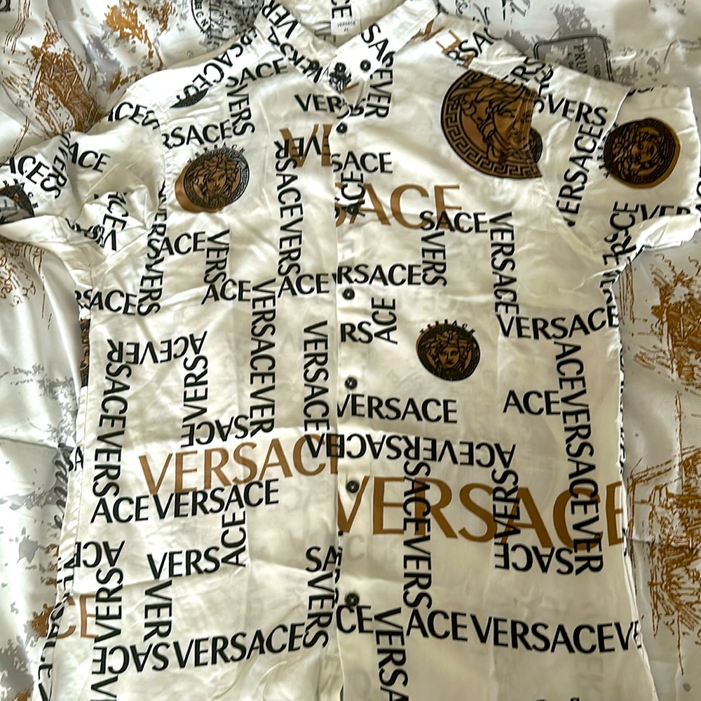 Versace shirt brand new XL